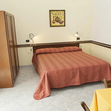 - Il Tempone B&B 프리냐노 칠렌토