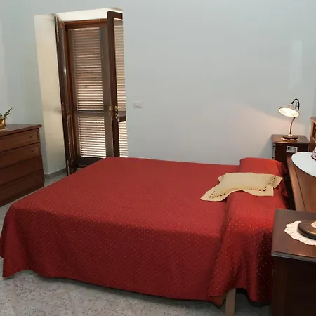 Bed & Breakfast Casa Vacanze - Affittacamere Il Tempone 3*