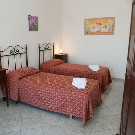 - Il Tempone Bed and breakfast 3*